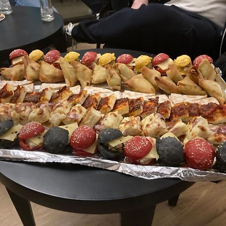 Bh Apero Club Hotel Bertoua Екстериор снимка